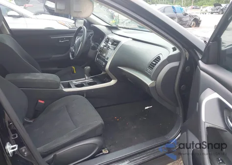 2015 Nissan Altima 2.5/2.5 S/2.5 Sl/2.5 Sv из США, поврежденный, VIN 1N4AL3AP3FC233151